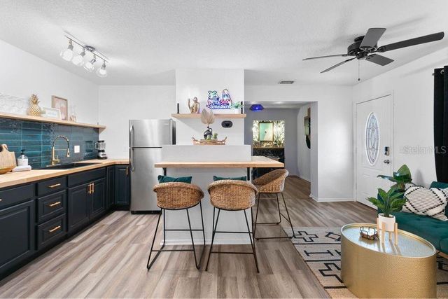 11208 DUNCAN STREET, Seminole, FL 33772