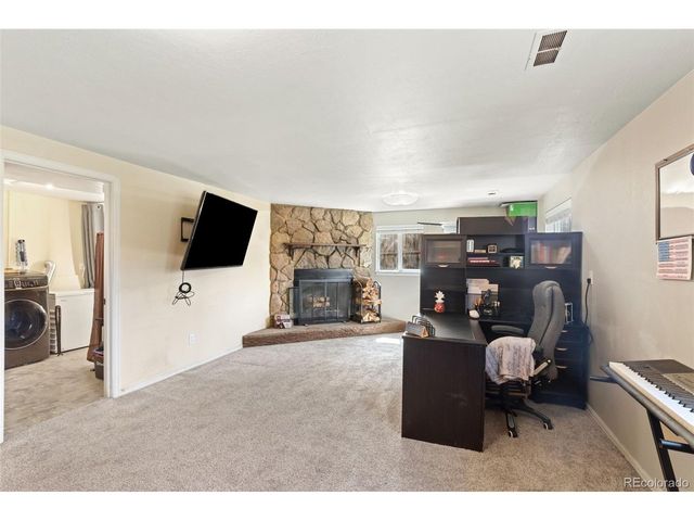 411 Quebec St, Colorado Springs, CO 80911