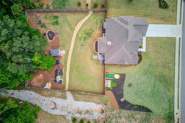 242 Lokeys Circle, Bethlehem, GA 30620