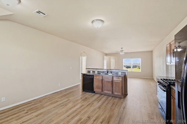 1705 S 10th Street, Broken Arrow, OK 74012