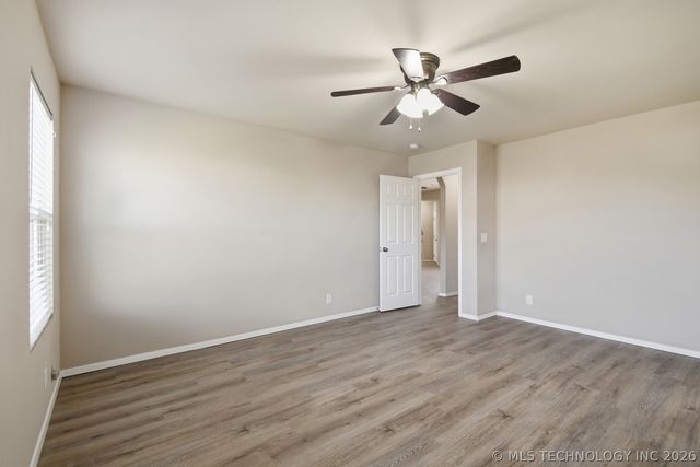 1705 S 10th Street, Broken Arrow, OK 74012