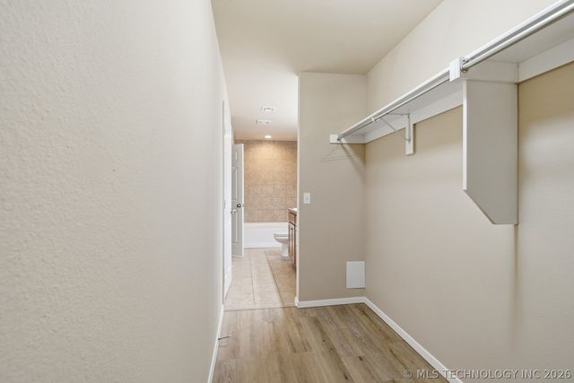 1705 S 10th Street, Broken Arrow, OK 74012