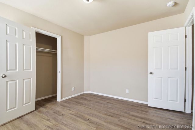 1705 S 10th Street, Broken Arrow, OK 74012