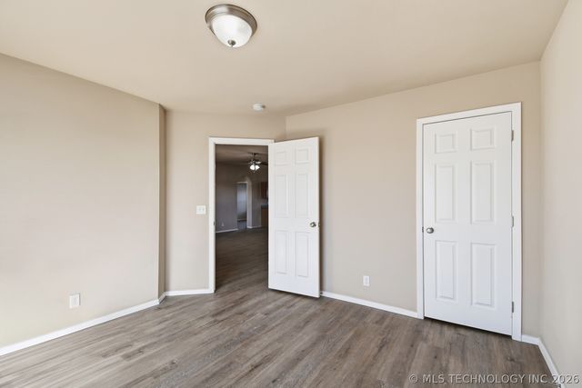 1705 S 10th Street, Broken Arrow, OK 74012