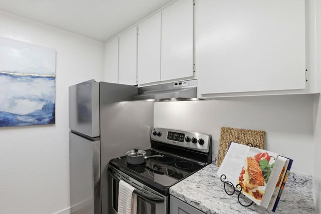 1551 Southgate Avenue 266, Daly City, CA 94015