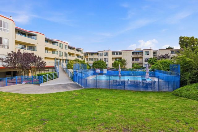 1551 Southgate Avenue 266, Daly City, CA 94015