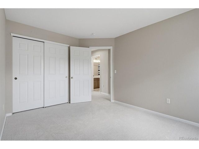 19102 E Crestridge Cir, Aurora, CO 80015