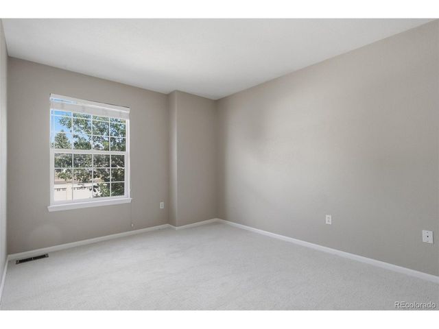 19102 E Crestridge Cir, Aurora, CO 80015