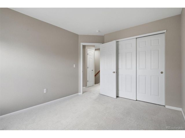 19102 E Crestridge Cir, Aurora, CO 80015