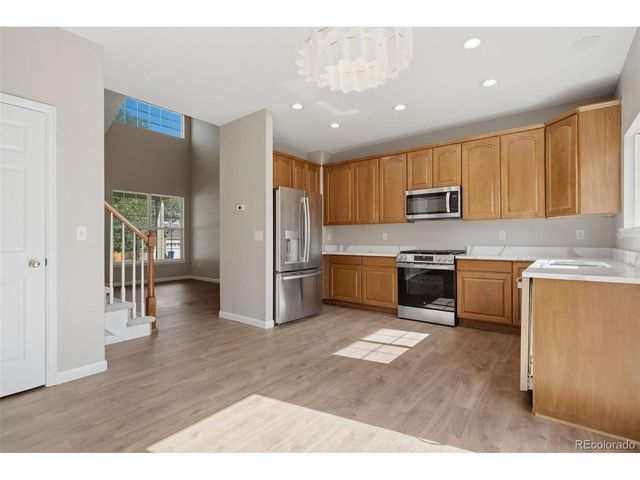 19102 E Crestridge Cir, Aurora, CO 80015