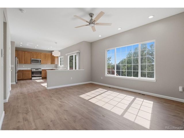 19102 E Crestridge Cir, Aurora, CO 80015