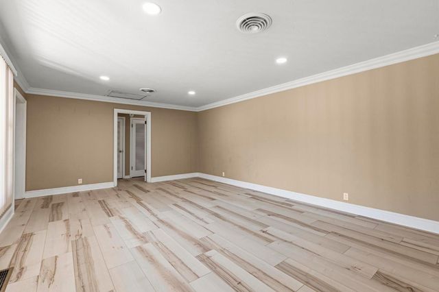 661 Cassidy Ave, Yuba City, CA 95991