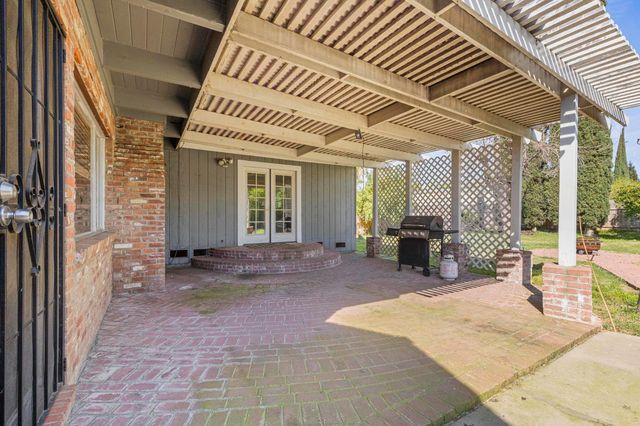 661 Cassidy Ave, Yuba City, CA 95991