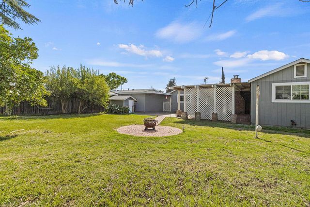 661 Cassidy Ave, Yuba City, CA 95991