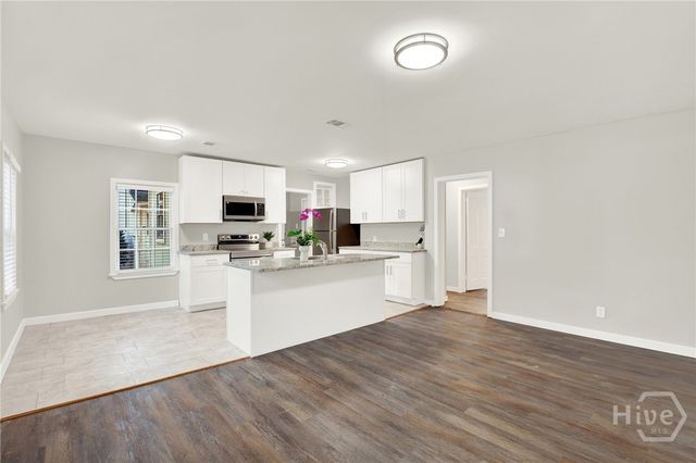 1311 E 55th Street, Savannah, GA 31404