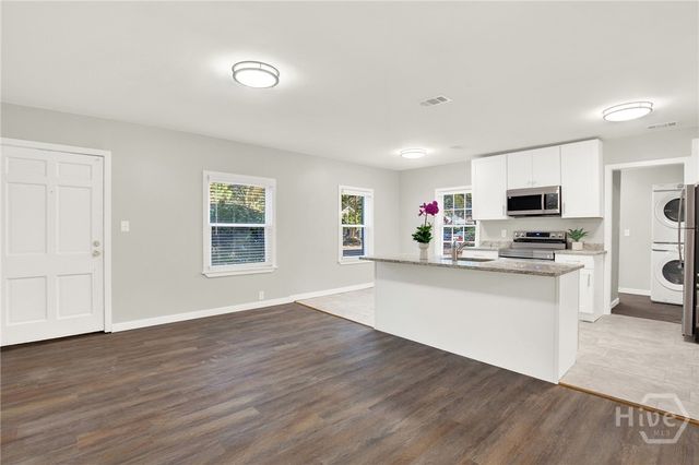 1311 E 55th Street, Savannah, GA 31404