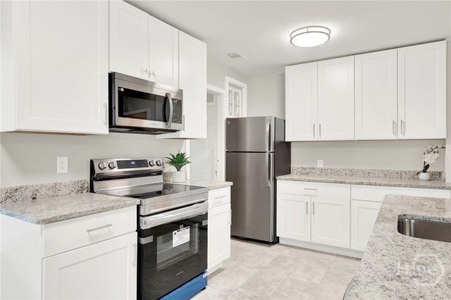 1311 E 55th Street, Savannah, GA 31404