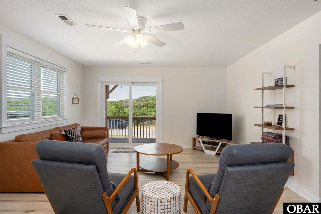 Image 7 of property listing at 108 Lowell Ave # PT7 Lot 8, Kill Devil Hills, NC 27948