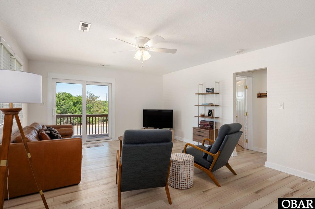 Image 8 of property listing at 108 Lowell Ave # PT7 Lot 8, Kill Devil Hills, NC 27948
