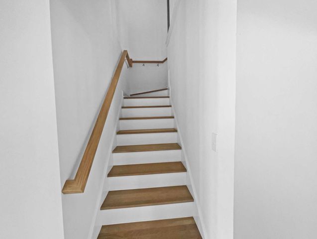 986 Gadsdenville Road, Awendaw, SC 29429