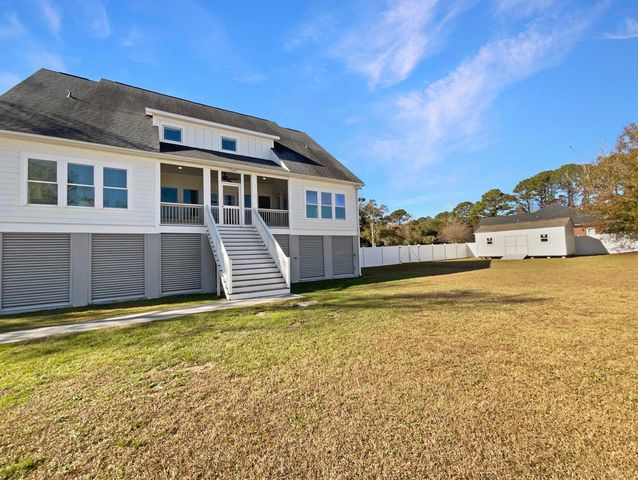 986 Gadsdenville Road, Awendaw, SC 29429
