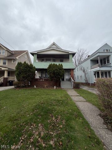 1870 Mannering Road, Cleveland, OH 44112