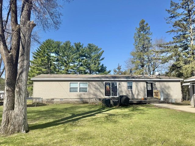 112 S College Street, Adams, WI 53910