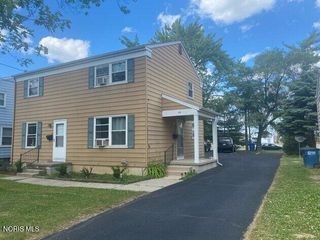 2317 Byrneway Drive, Toledo, OH 43614