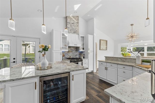 13032 Kinsley Heights Drive, Black Jack, MO 63033