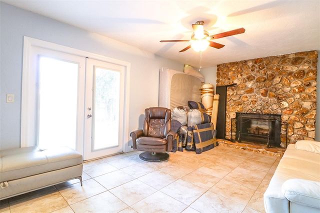 1523 NW 39TH TERRACE, Gainesville, FL 32605