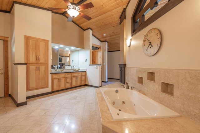 661 Cedar Glen Drive, Big Bear, CA 92314
