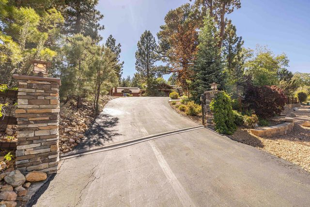 661 Cedar Glen Drive, Big Bear, CA 92314
