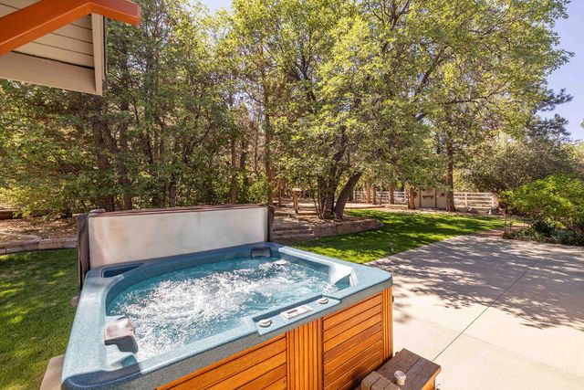 661 Cedar Glen Drive, Big Bear, CA 92314