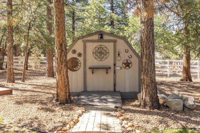 661 Cedar Glen Drive, Big Bear, CA 92314