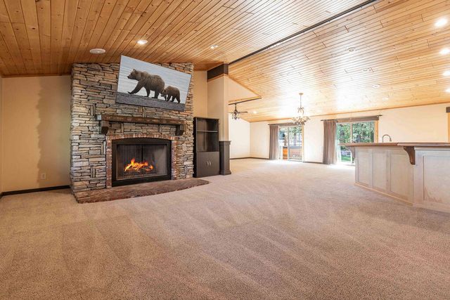 661 Cedar Glen Drive, Big Bear, CA 92314