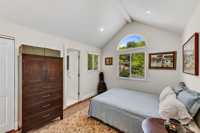 127 Stone Bridge Square, Chappaqua, NY 10514