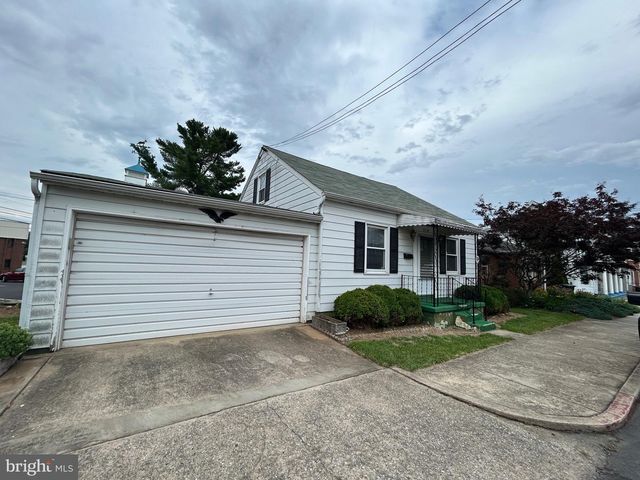 318 S CANNON AVE, Hagerstown, MD 21740