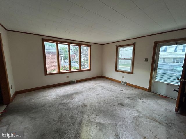 318 S CANNON AVE, Hagerstown, MD 21740