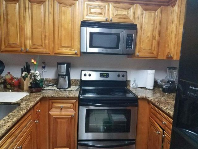 1581 Windorah Way C, West Palm Beach, FL 33411