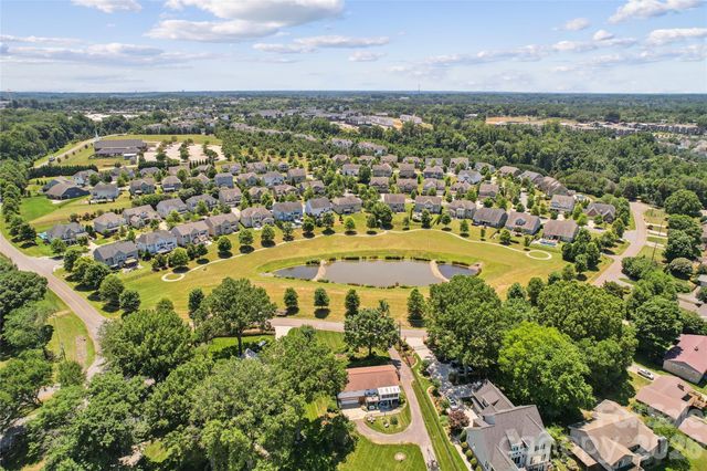 119 Heron Cove Loop, Mooresville, NC 28117