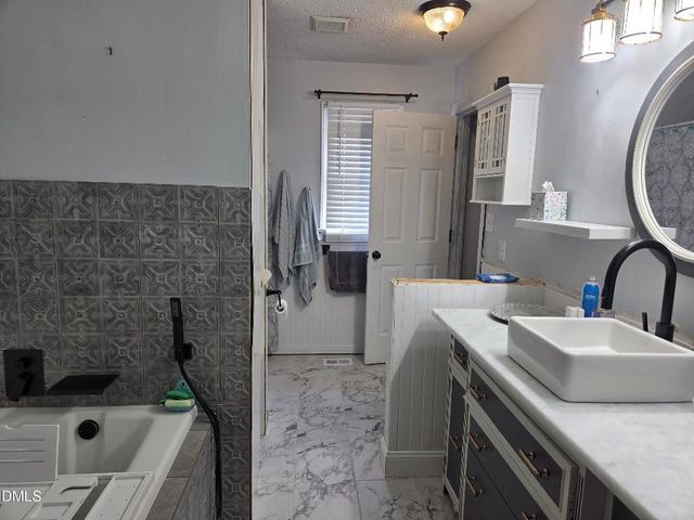 5106 Misty Lane, Oxford, NC 27565