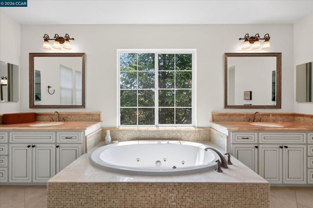 3086 Hastings Way, San Ramon, CA 94582