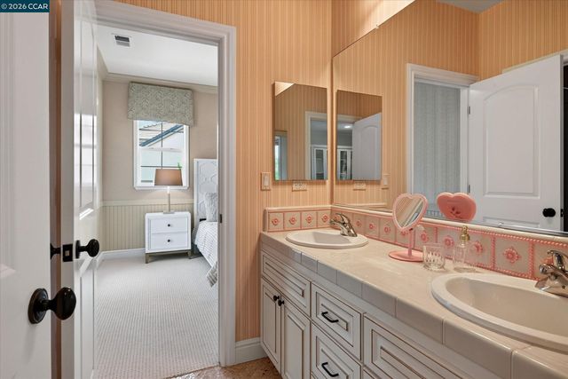 3086 Hastings Way, San Ramon, CA 94582