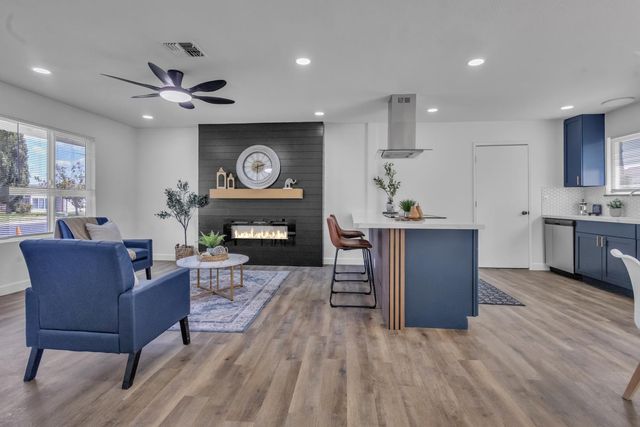 8437 Cherbourg Way, Stockton, CA 95210