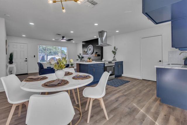 8437 Cherbourg Way, Stockton, CA 95210