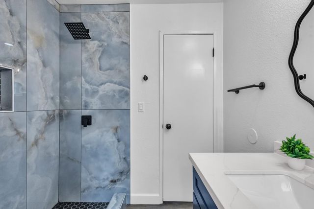 8437 Cherbourg Way, Stockton, CA 95210