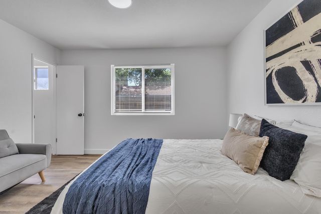 8437 Cherbourg Way, Stockton, CA 95210