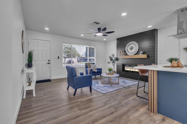 8437 Cherbourg Way, Stockton, CA 95210