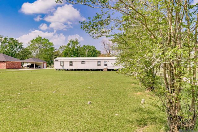 12451 La Hwy 431, St Amant, LA 70774
