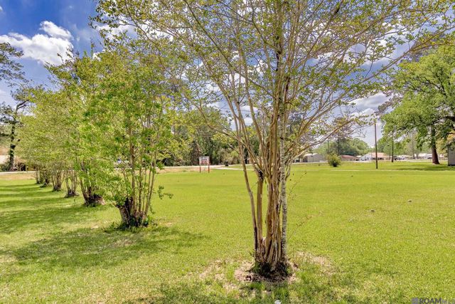 12451 La Hwy 431, St Amant, LA 70774